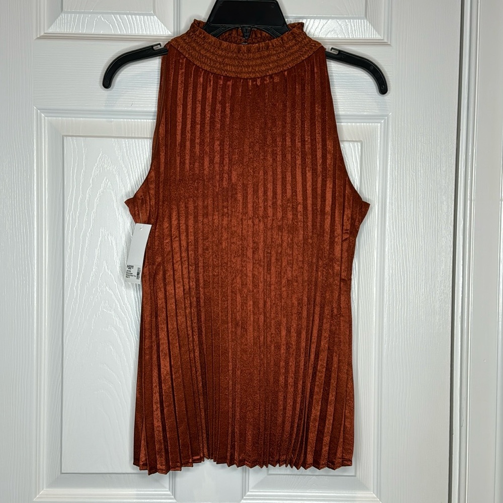 THML Sleeveless Blouse size Small